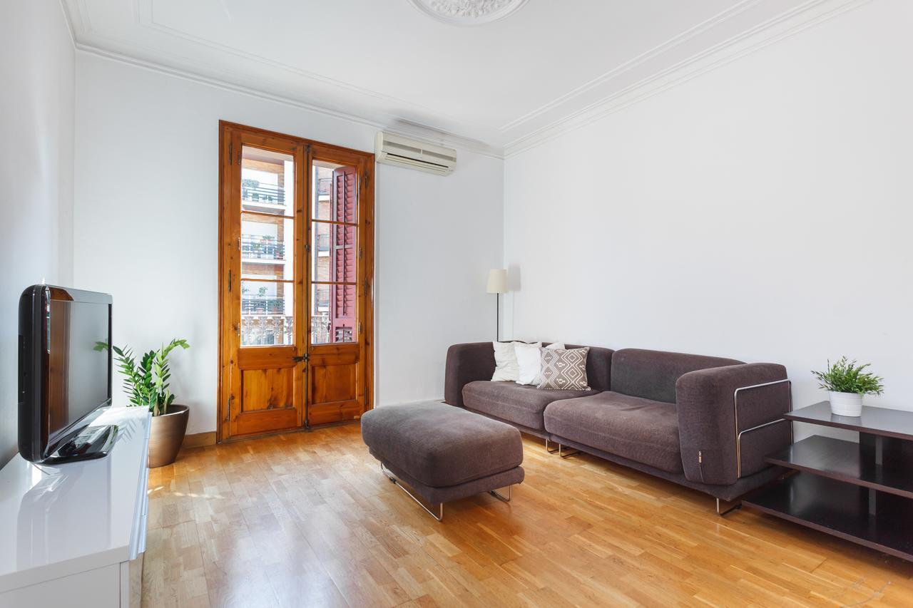 Flateli Aribau Lägenhet Barcelona Exteriör bild