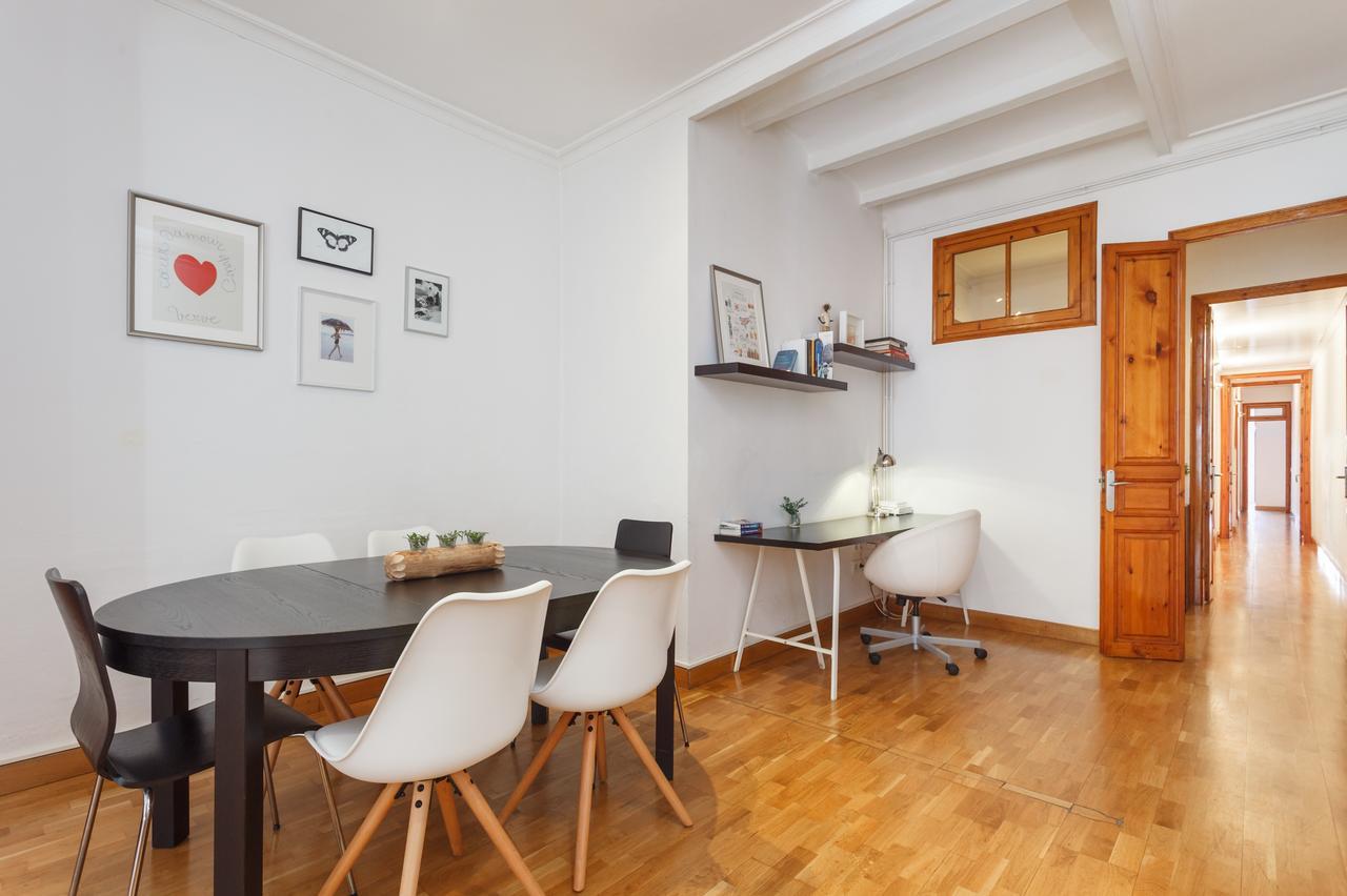 Flateli Aribau Lägenhet Barcelona Exteriör bild