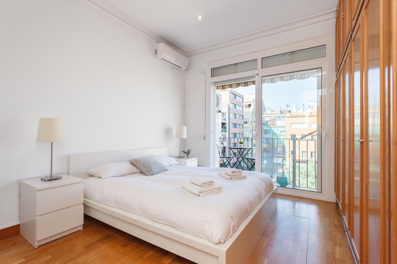 Flateli Aribau Lägenhet Barcelona Exteriör bild